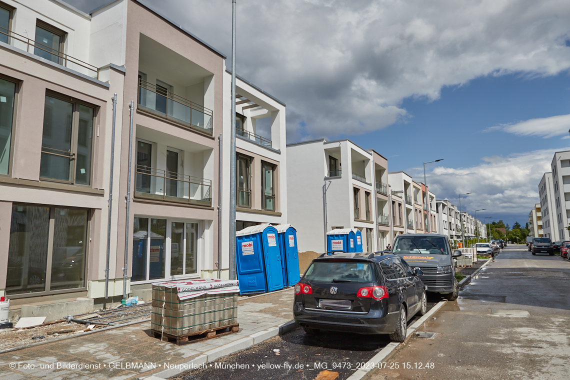 25.07.2023 - Rundgang im Alexisquartier in Neuperlach